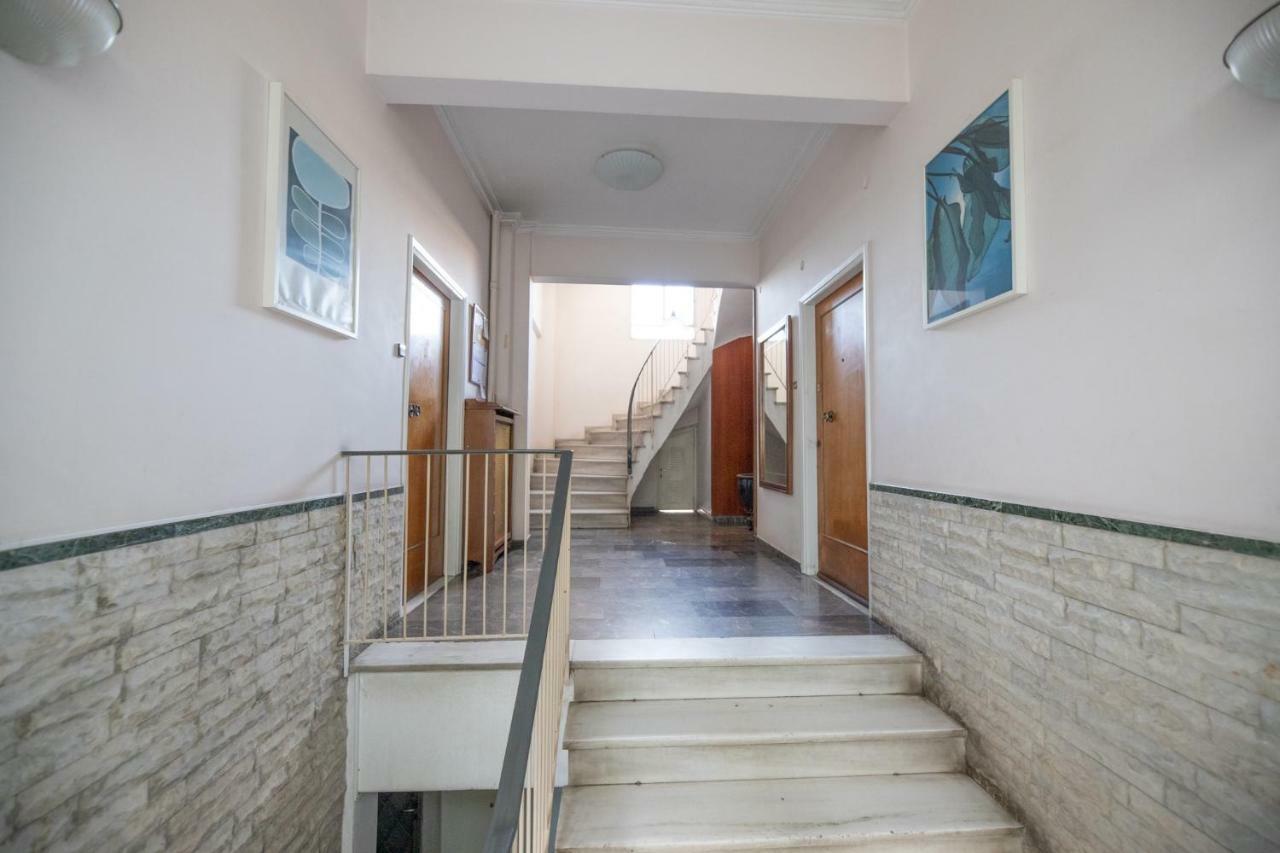 Top Sightseeing 3Rd Floor Studio On A Paved Road! Atena Exterior foto